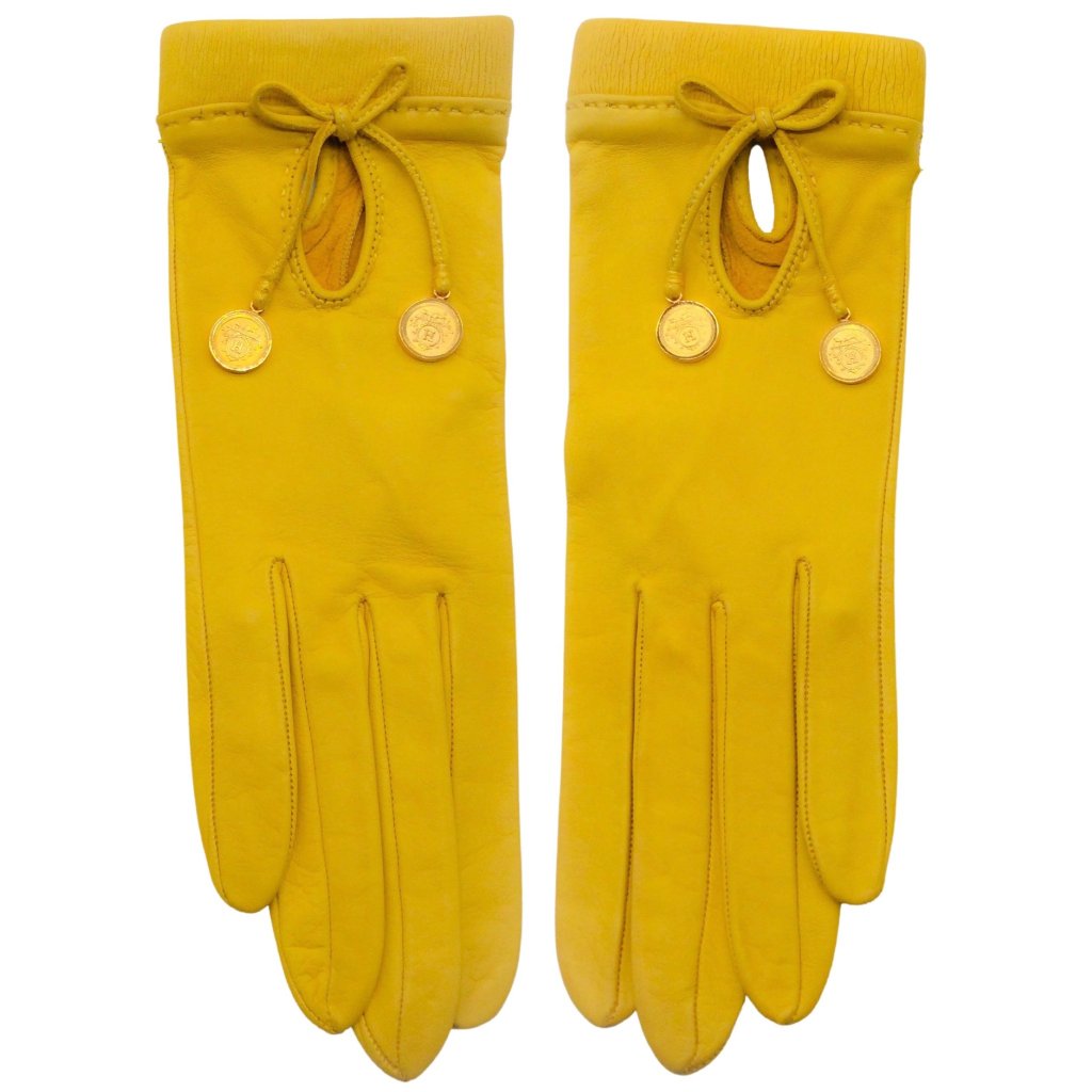 Herms Yellow Leather Gloves